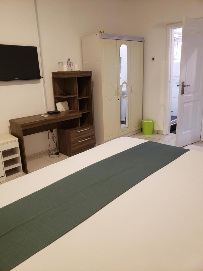 Hgl Guest House East Legon Zewnętrze zdjęcie